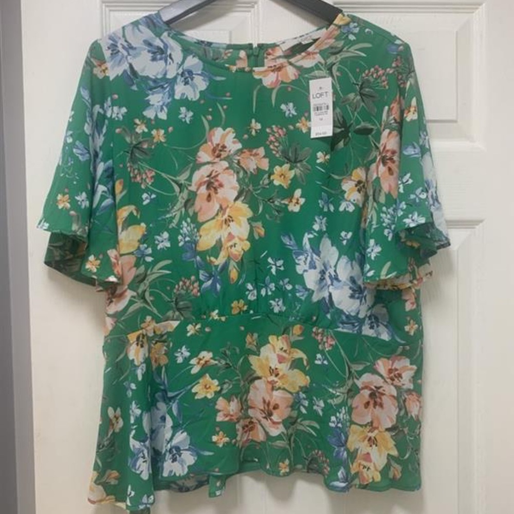 Loft Floral Peplum Flutter Sleeve Top - Green 14